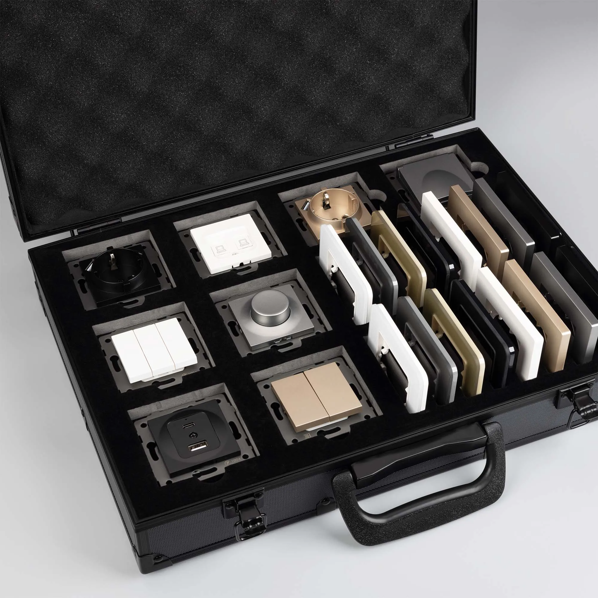 Демо-кейс WRA-CASE-MTL-BK-V3 (Arlight, Металл) - Изображение